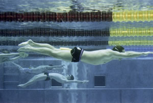 Heidi Harsieber: „Schwimmen“, aus der Serie „Sportfotos“, 2008