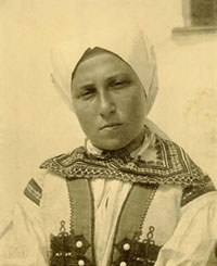 Erwin Raupp: Mädchen mit Kopftuch aus Javornik, 1904